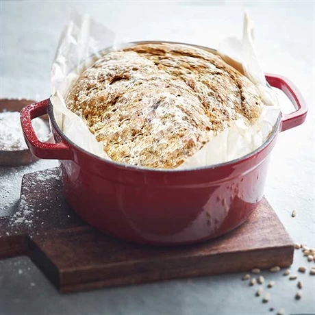 Cocotte En Fonte Ronde 24 Cm 3,7 L Rouge – Image 2