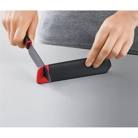 Joseph Joseph Set De 2 Couteaux Chef Et Office Et Fourreaux Aiguiseurs Céramique – Image 2